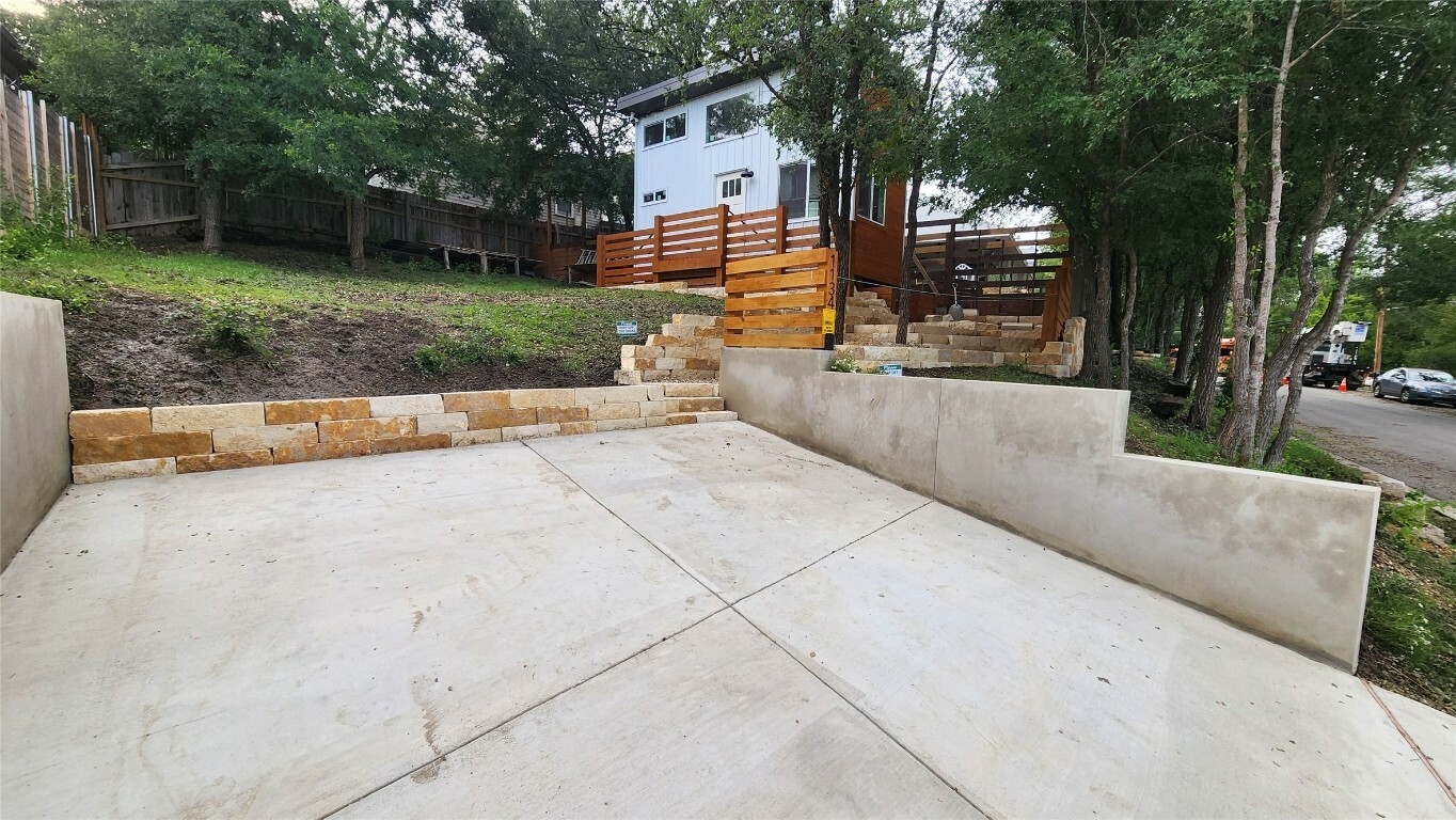 Property Photo: 1134 Lott Avenue TX 78721