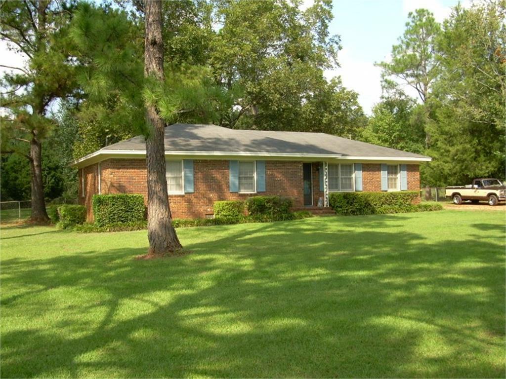 Property Photo:  3107 Winterwood Ave  GA 31721 