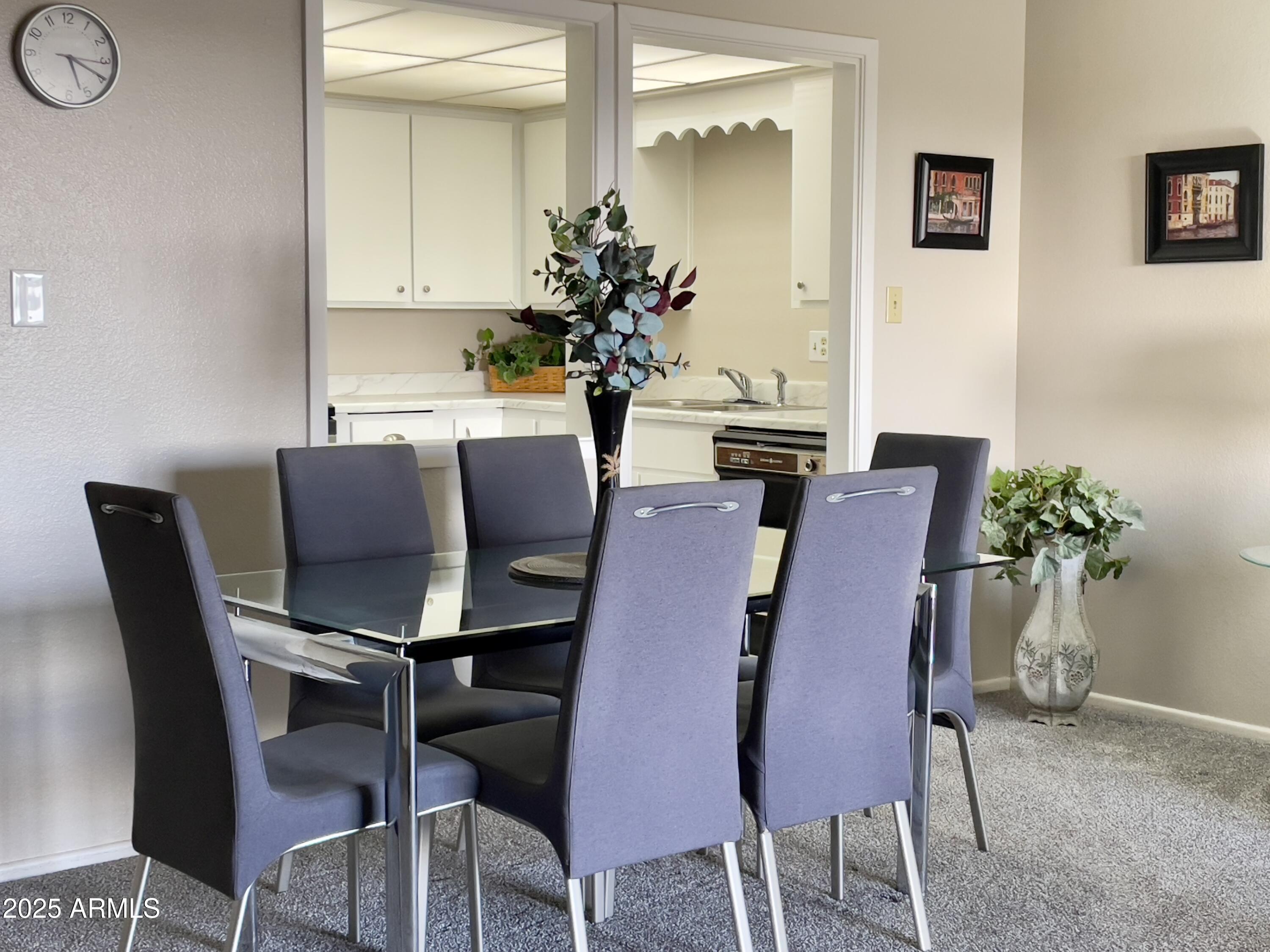 Property Photo:  425 S Parkcrest -- 323  AZ 85206 
