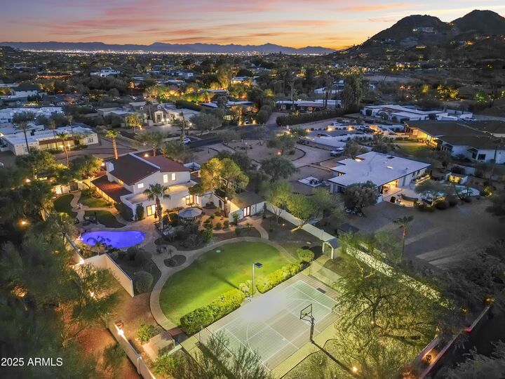 Property Photo:  4824 E Hummingbird Lane  AZ 85253 