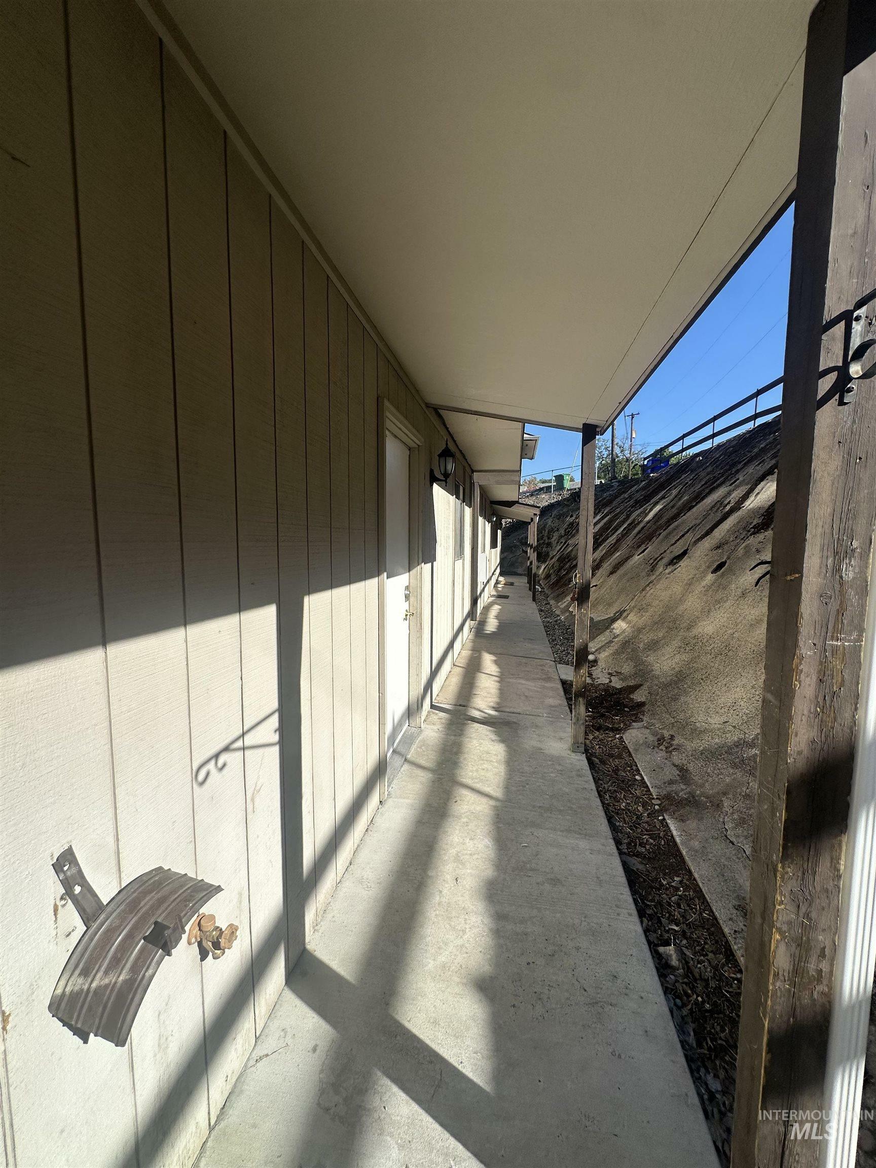 Property Photo: 557 Park Street 22 ID 83501