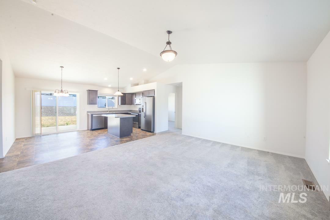 Property Photo: 1556 Frontier Dr ID 83501