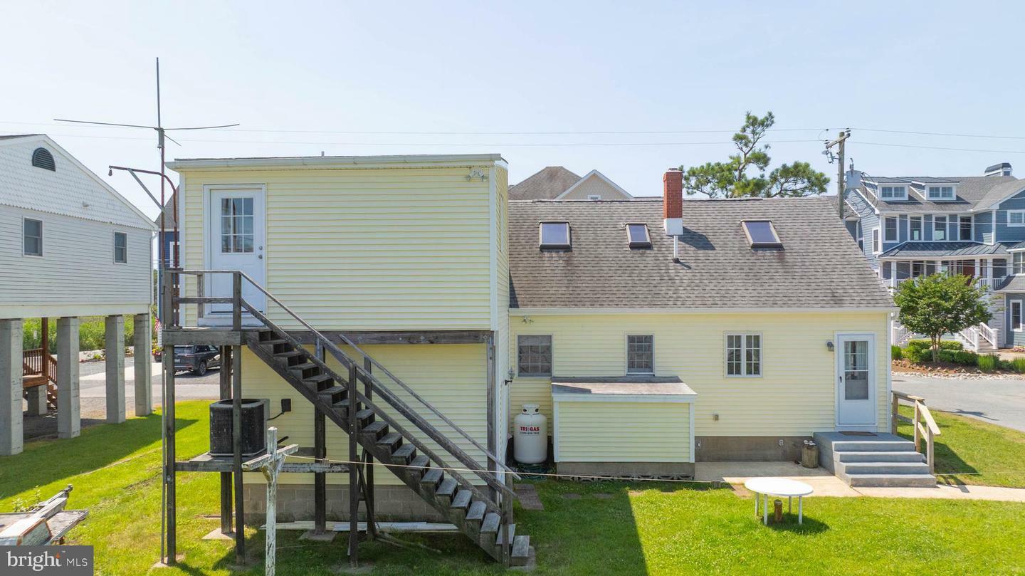 Property Photo: 39896 Assawoman Street DE 19930