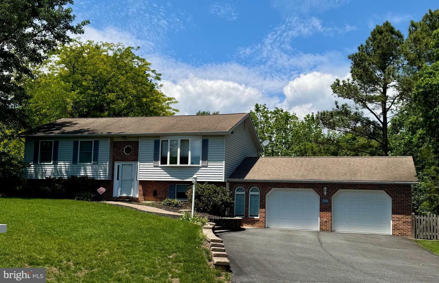 9 White Pine Circle  Elkton MD 21921 photo