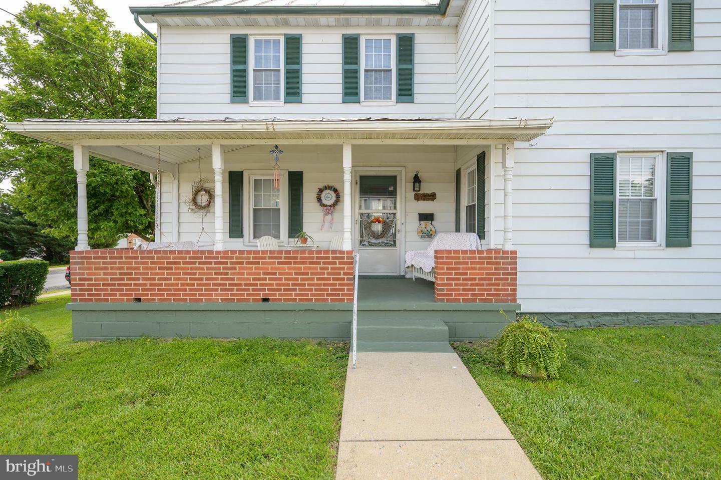 Property Photo: 101 North Mildred Street WV 25438