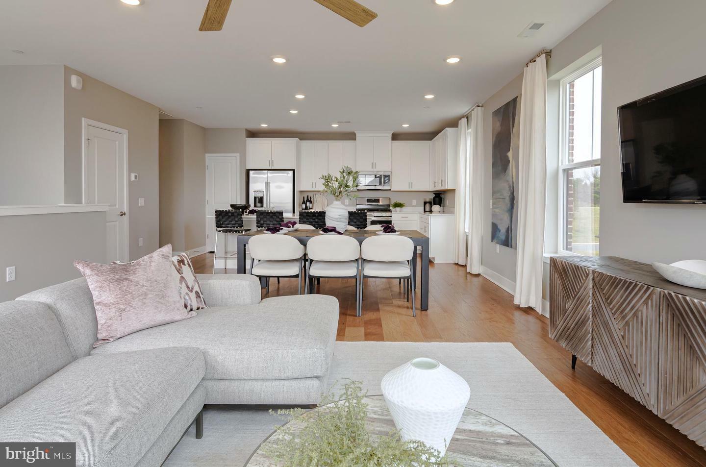 104 Leona Stewart Ln  Pennington NJ 08534 photo