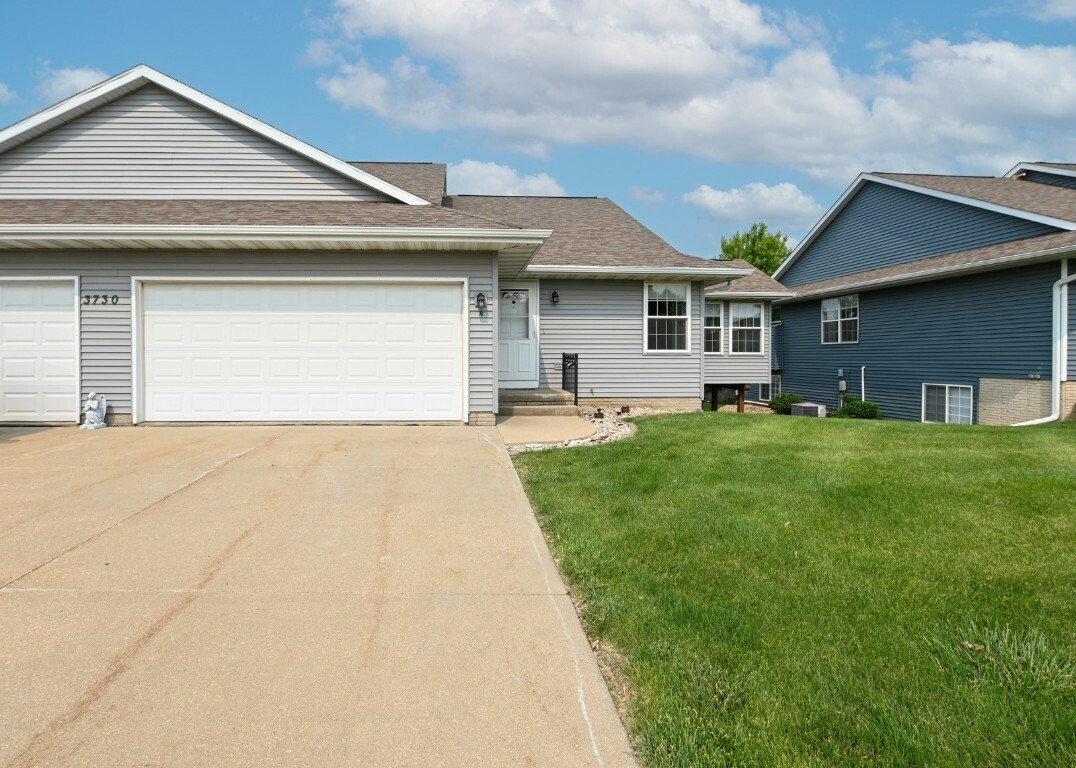 Property Photo: 3730 Deer Valley Drive B IA 52302