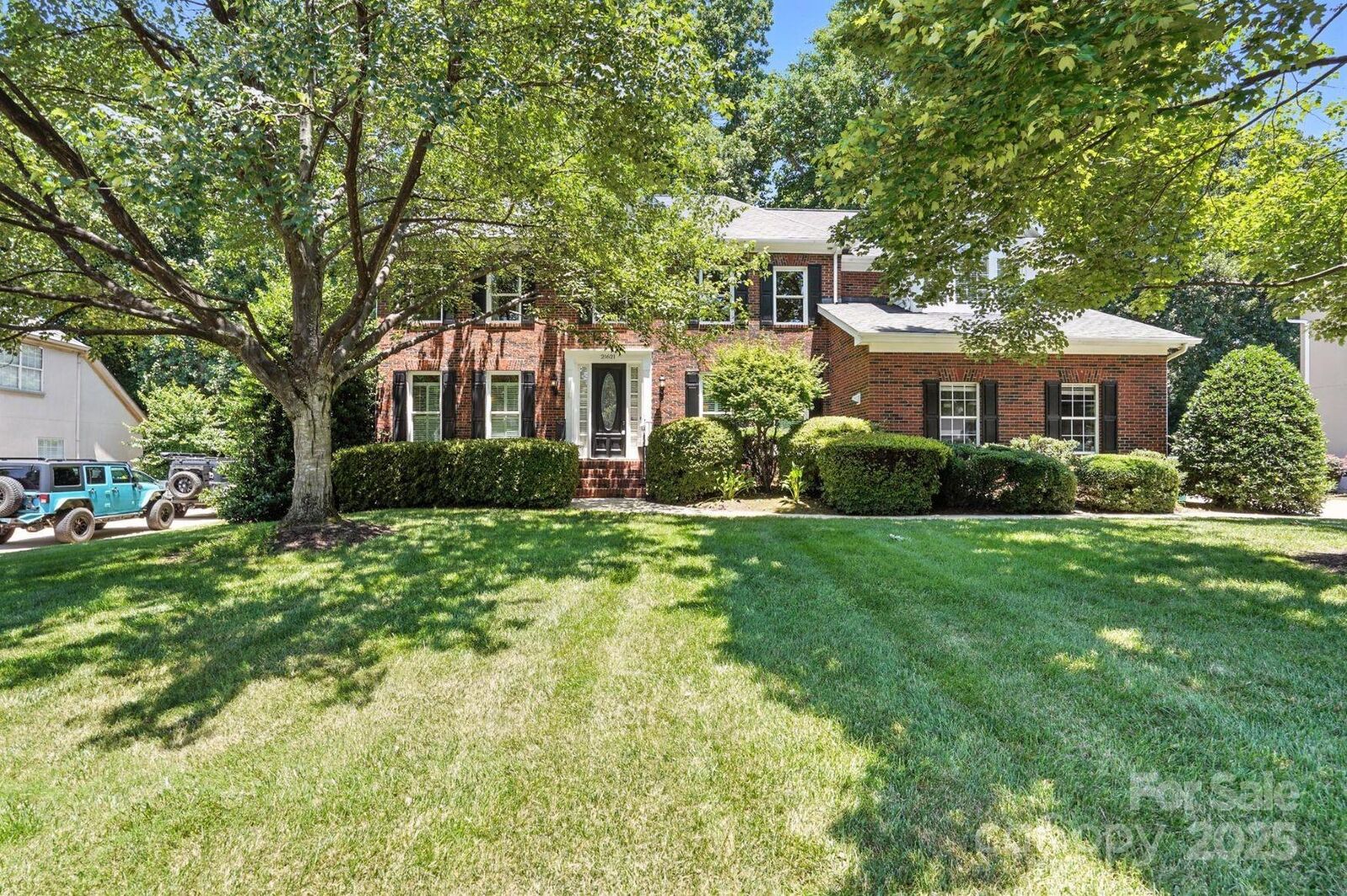 Property Photo:  21621 Crown Lake Drive  NC 28031 