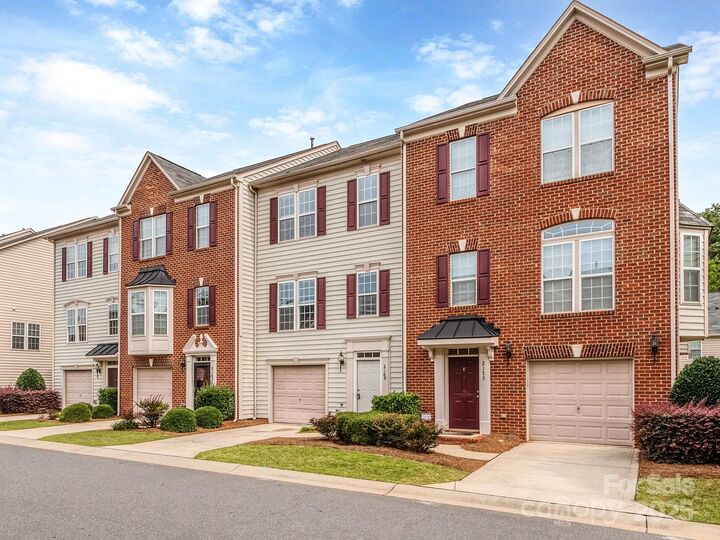 Property Photo:  2169 Belle Vernon Avenue  NC 28210 