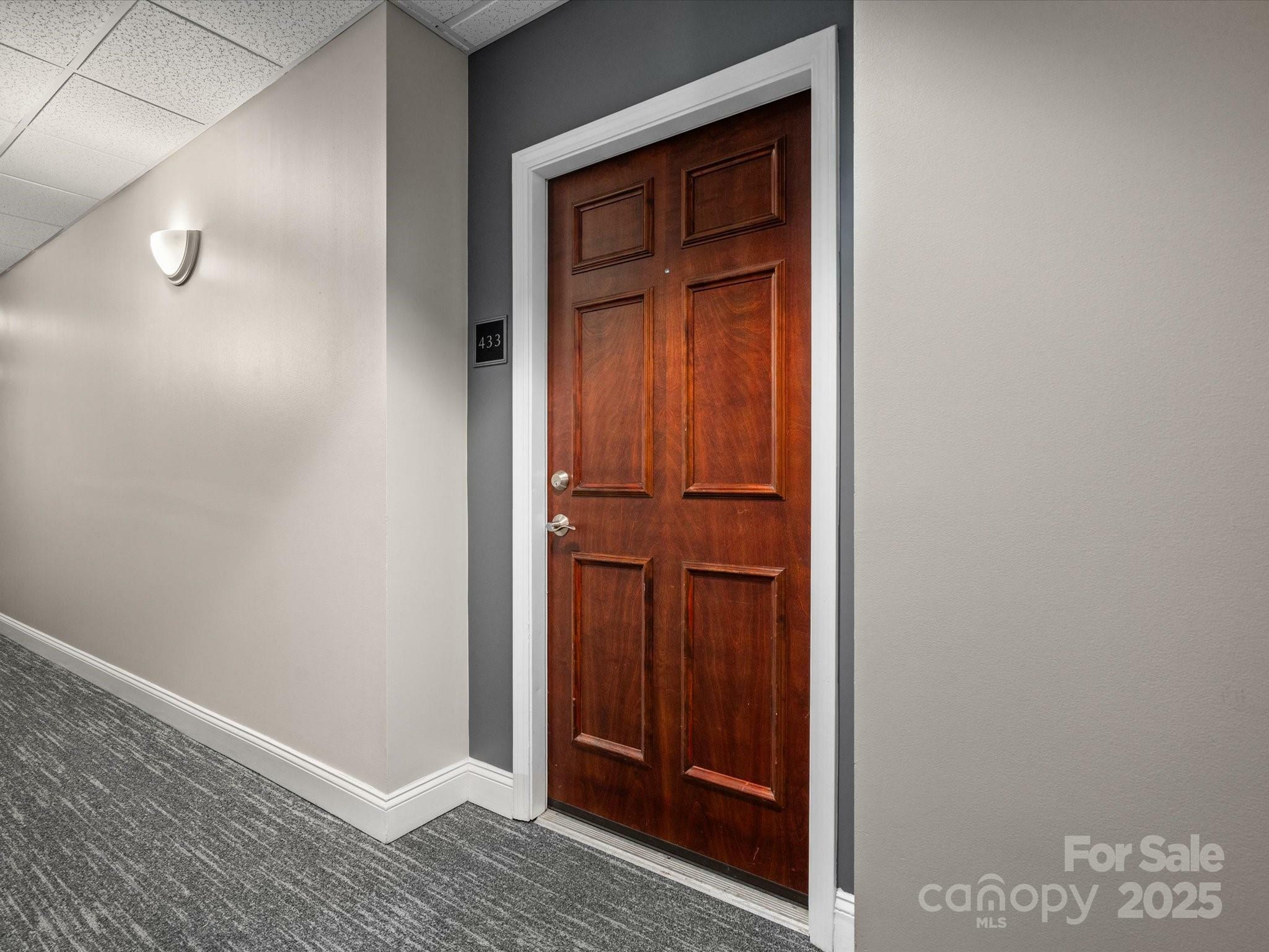 Property Photo: 300 W 5th Street 433 NC 28202