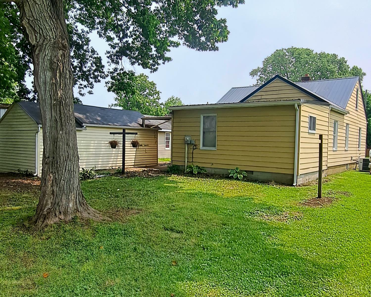 Property Photo:  207 W Seventh Street  OH 45144 