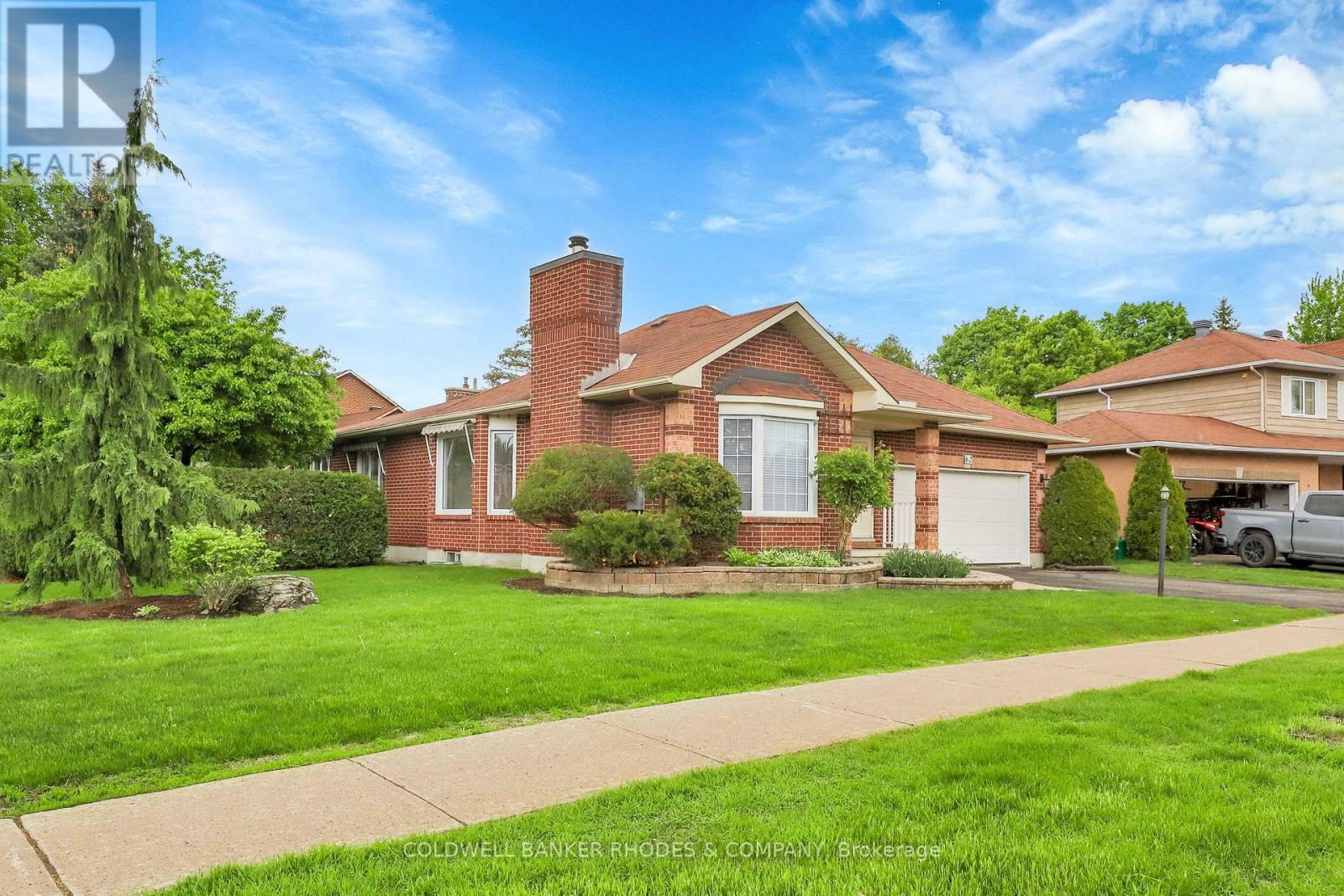 Property Photo: 62 Beechfern Drive ON K2S 1E3