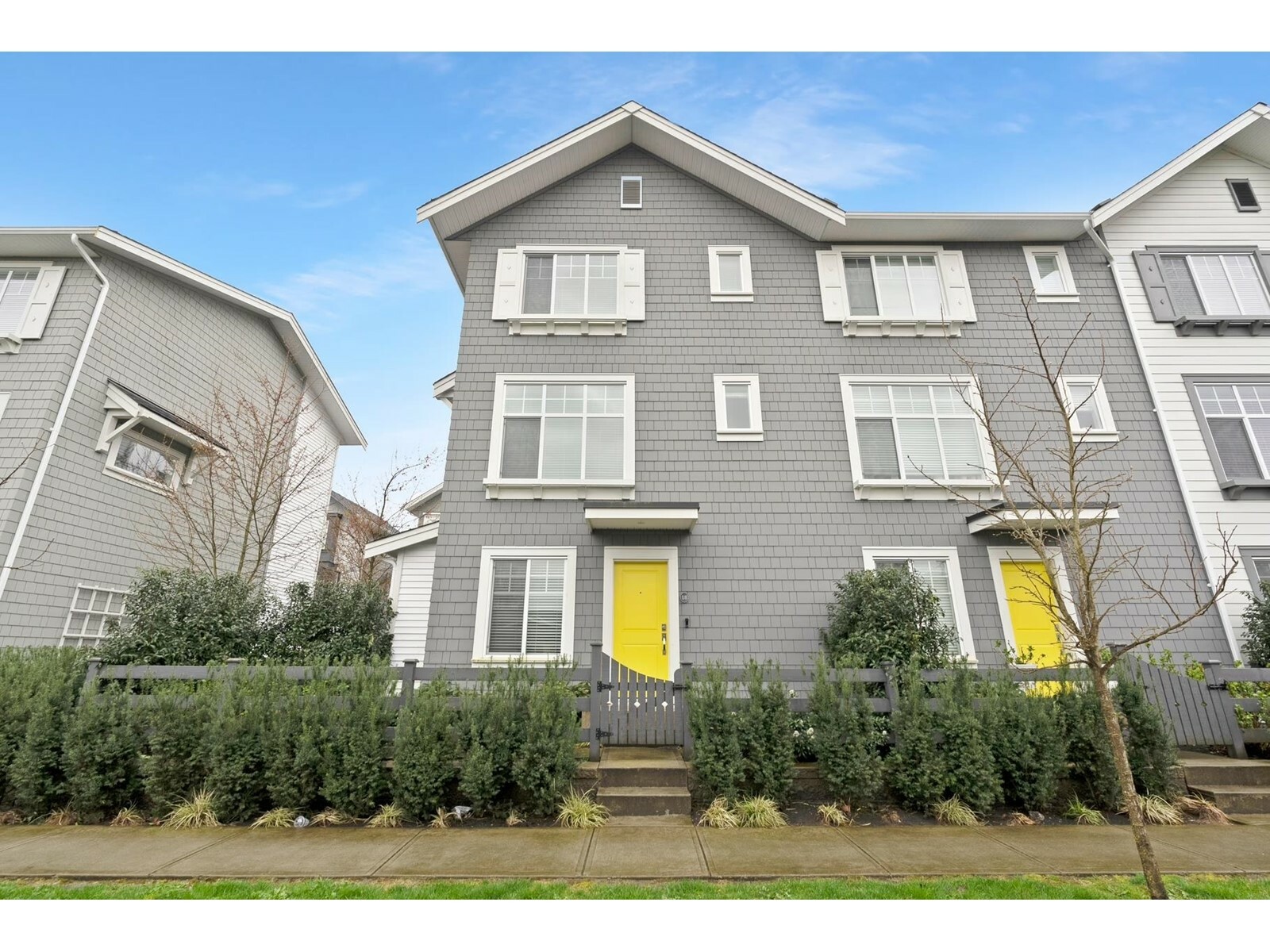Property Photo: 15489 99A 18 BC V3R 0G9