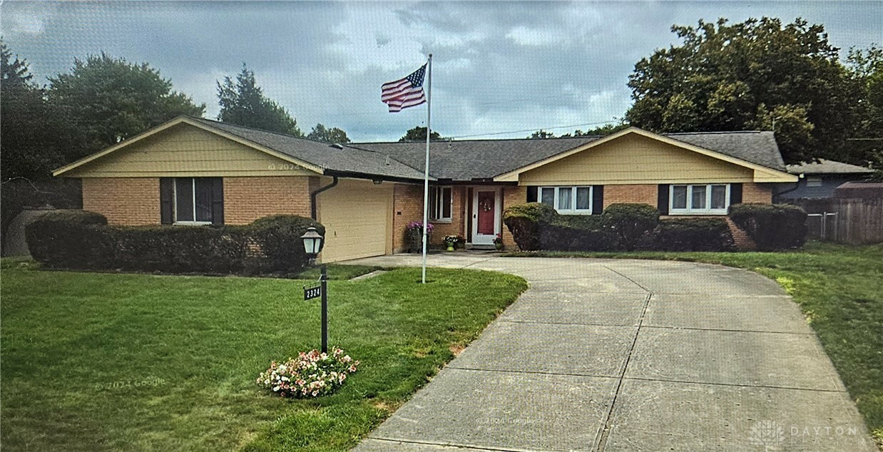Property Photo: 2324 Fairhill Lane OH 45440