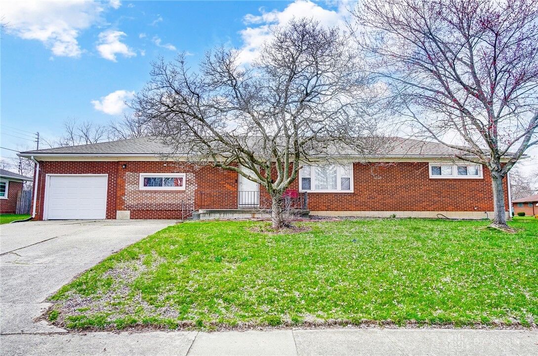 Property Photo:  2351 Northmoor Drive  OH 45503 
