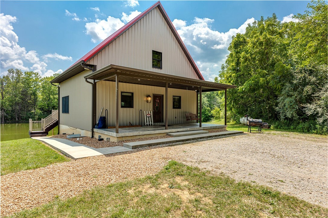 Property Photo: 974 E Cr 1300 IL 61951