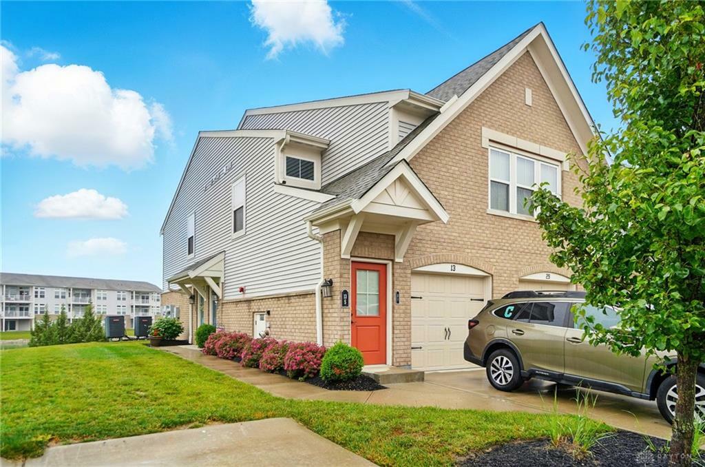Property Photo: 5 Old Pond Road OH 45066