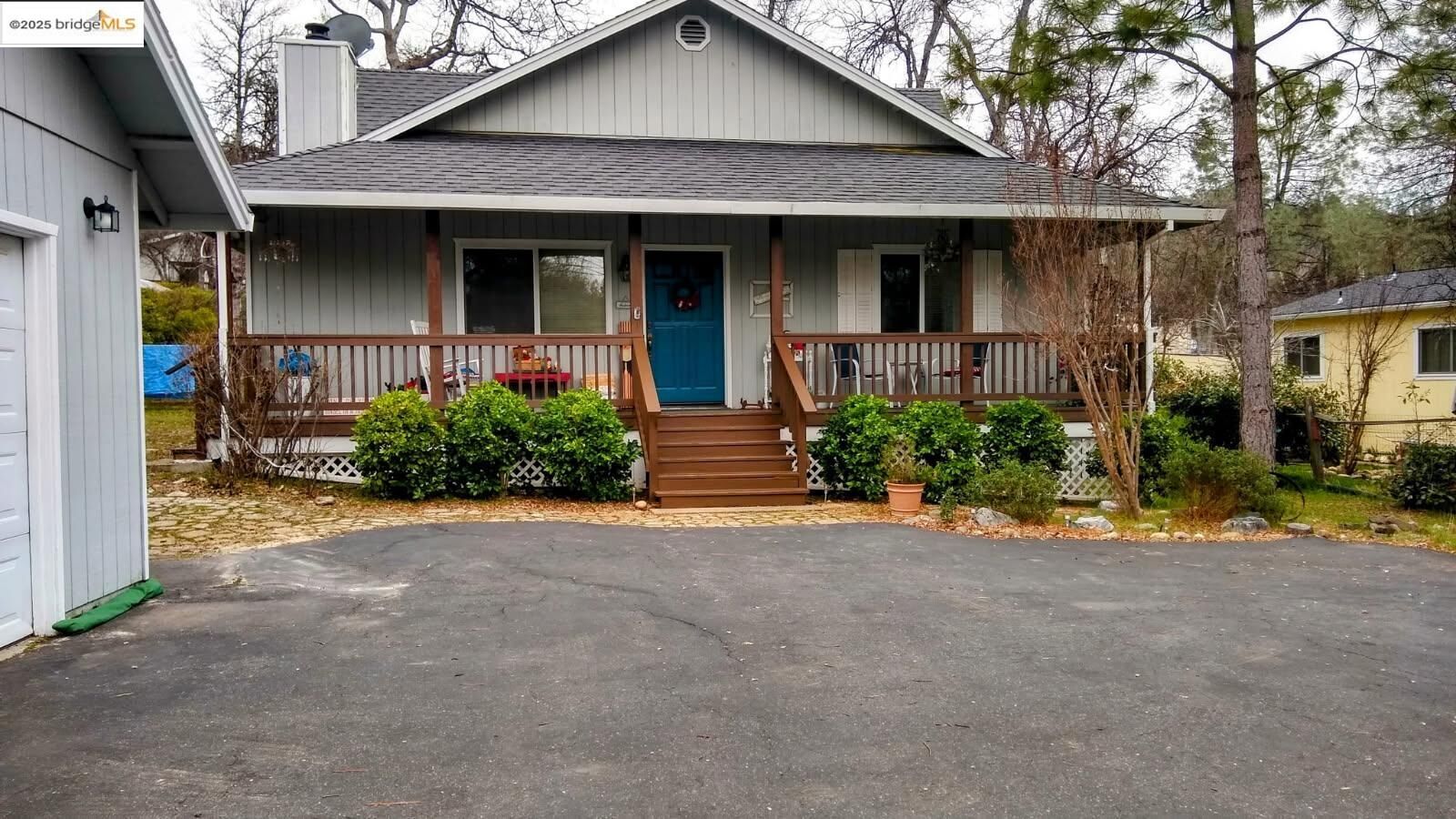 Property Photo: 20603 Willow Springs Drive CA 95372