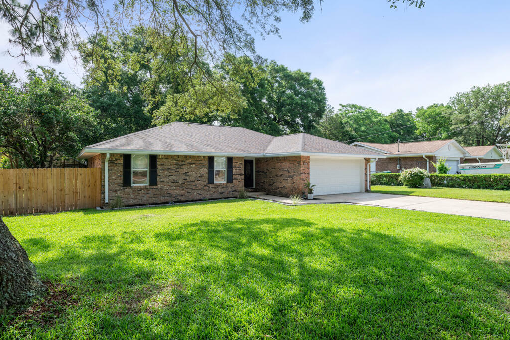 Property Photo:  538 22nd Street  FL 32578 