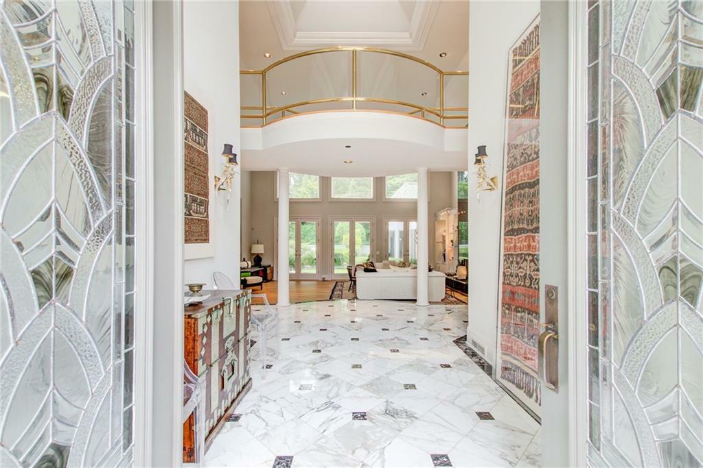 Property Photo: 115 Cross Roads Court GA 30327