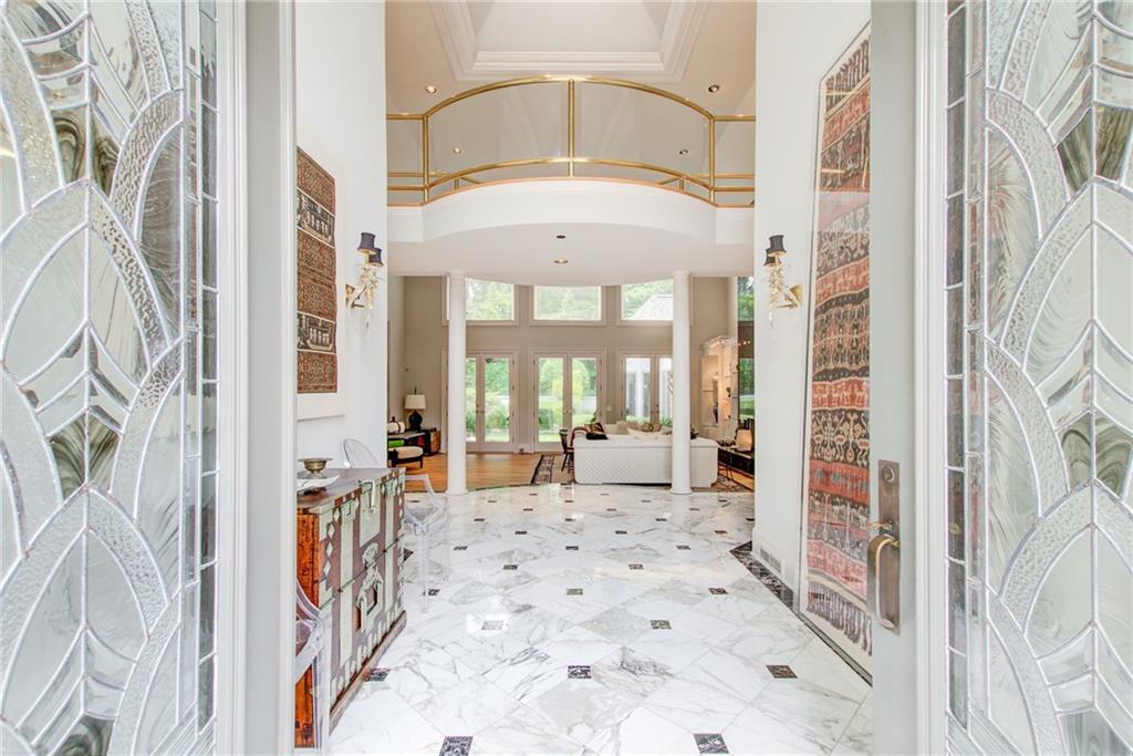 Property Photo: 115 Cross Roads Court GA 30327