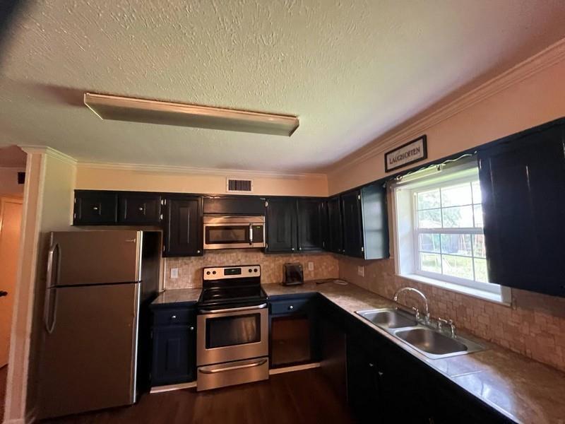 Property Photo: 6619 Lost Ridge Drive LA 71360