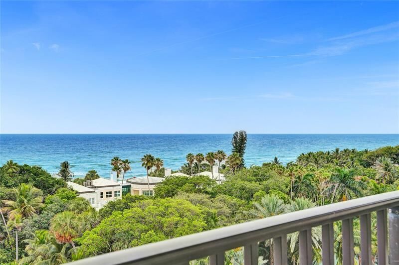 Property Photo:  1150 Hillsboro Mile 1016  FL 33062 