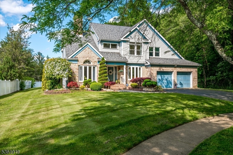 Property Photo: 6 Firethorn Rd NJ 08857