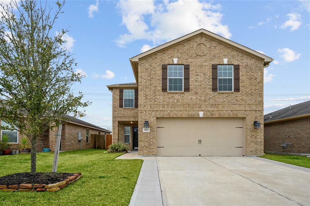 Property Photo:  1843 Garnet Breeze Drive  TX 77583 