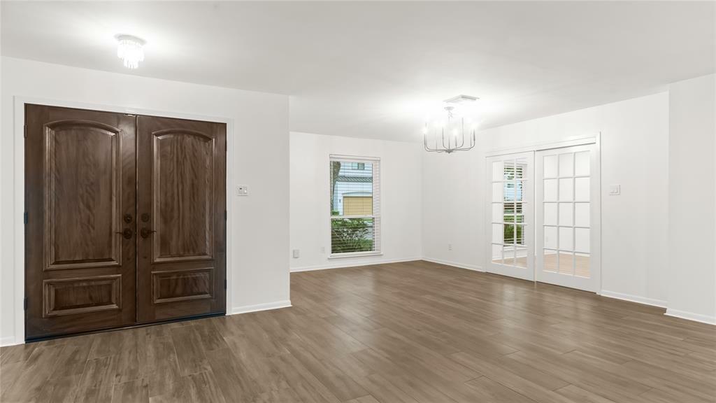 Property Photo: 5306 Grape Street TX 77096