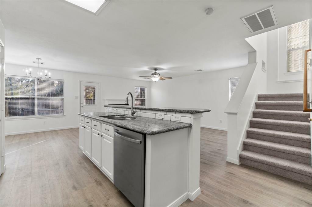 Property Photo: 122 S Walden Elms Circle TX 77382