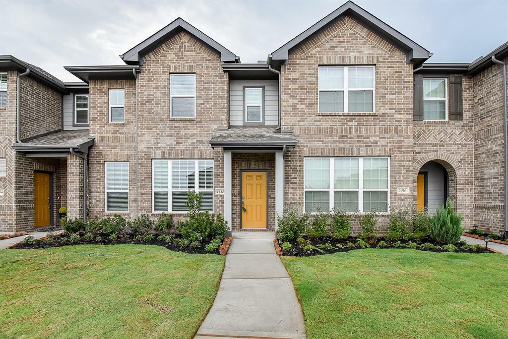 Property Photo: 2930 Scanlan Meadow 19 TX 77459