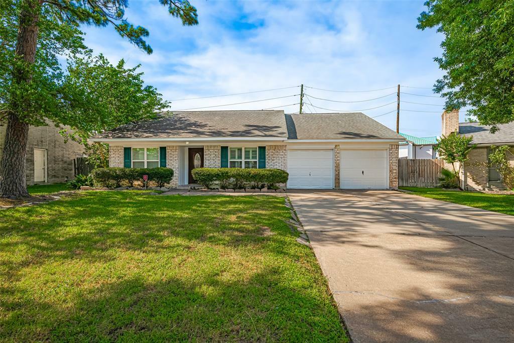 Property Photo: 22010 Elsinore Drive TX 77450
