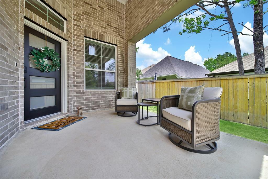 Property Photo: 296 N Cascade Heights Drive TX 77316