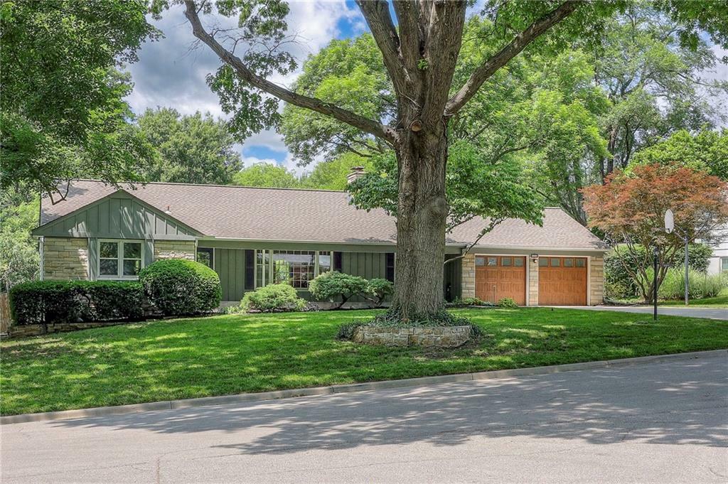 Property Photo:  2204 W 97th Street  KS 66206 
