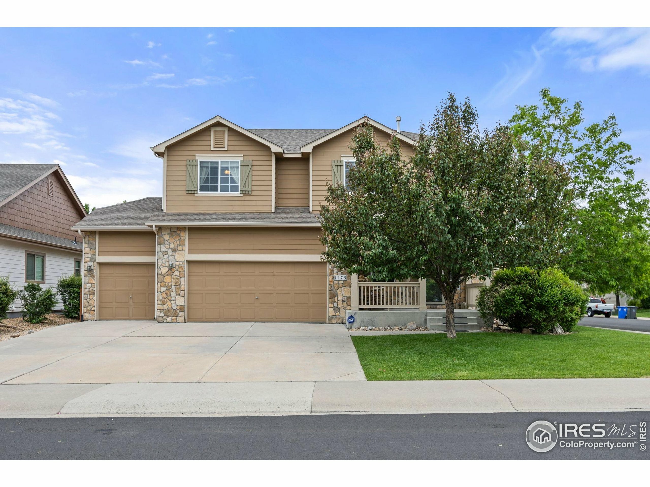 Property Photo: 1475 Massadona Pl CO 80538