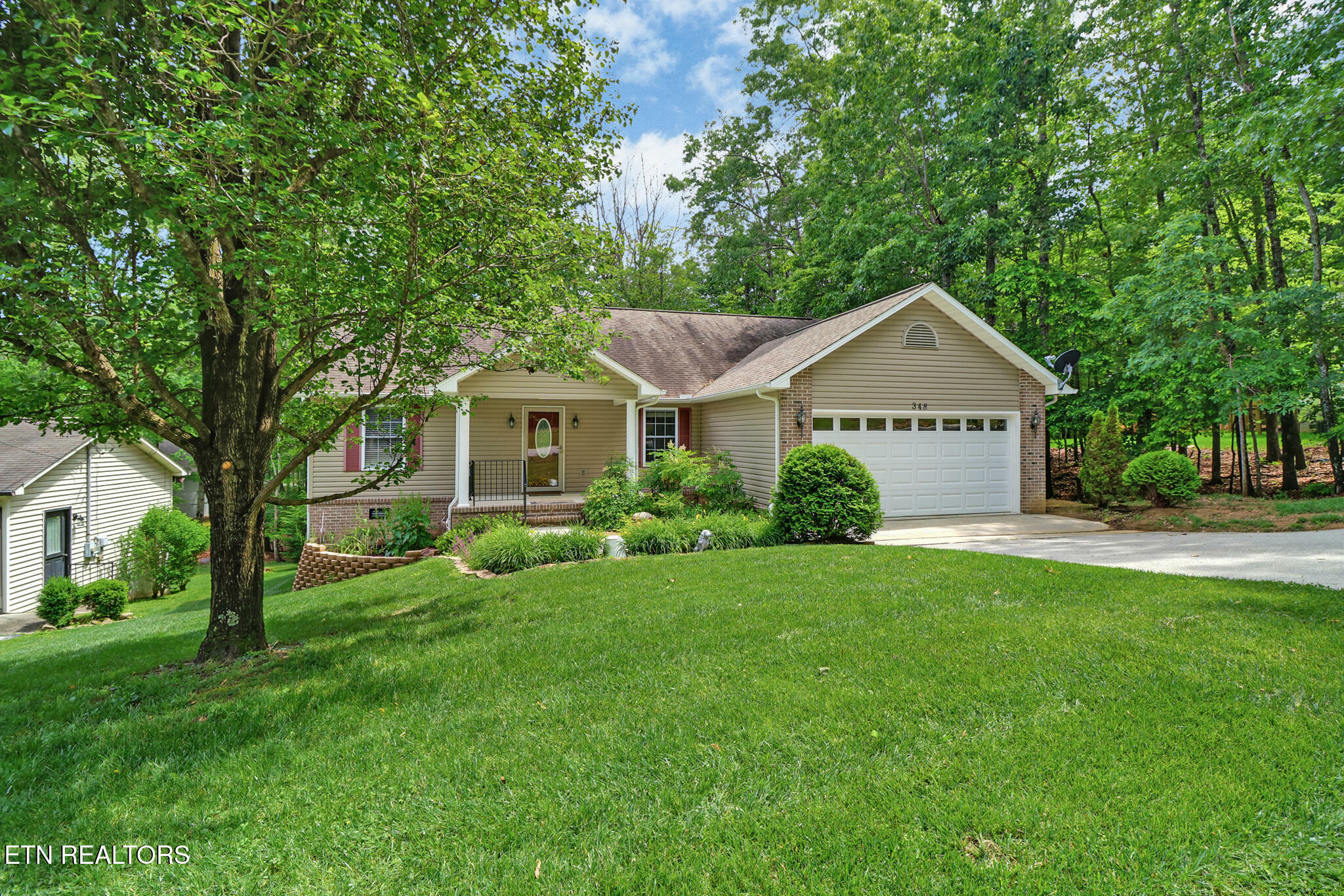 Property Photo: 348 Lakeview Drive TN 38558