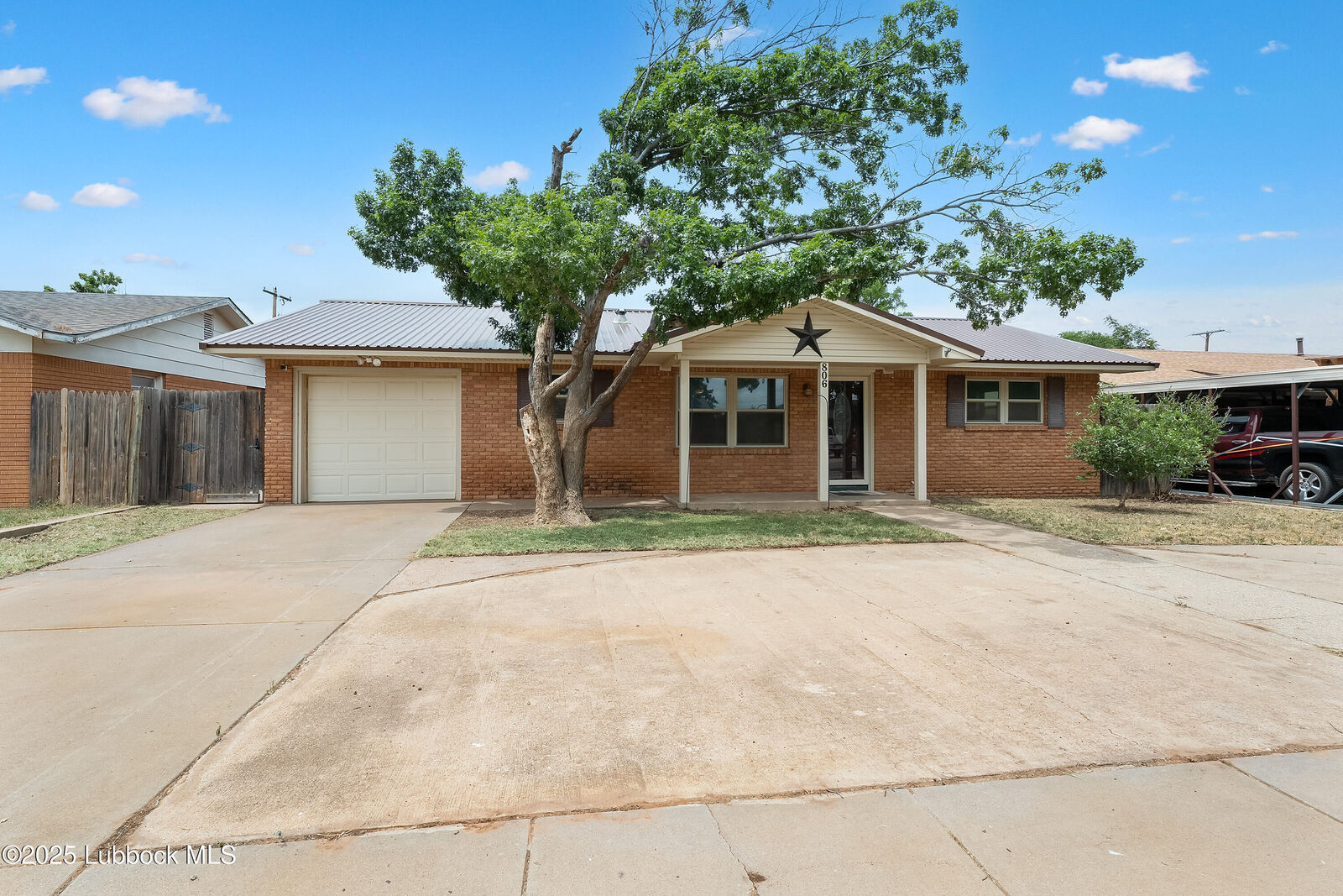 Property Photo:  806 9th Street  TX 79382 