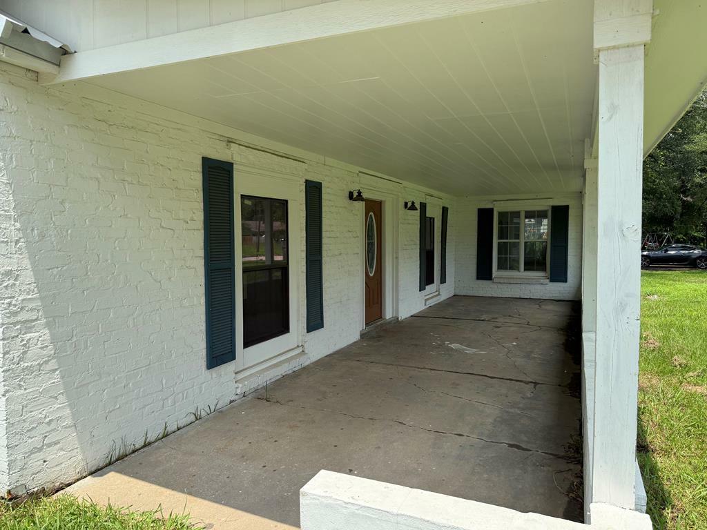 Property Photo:  730 Kiln Street  TX 75904 