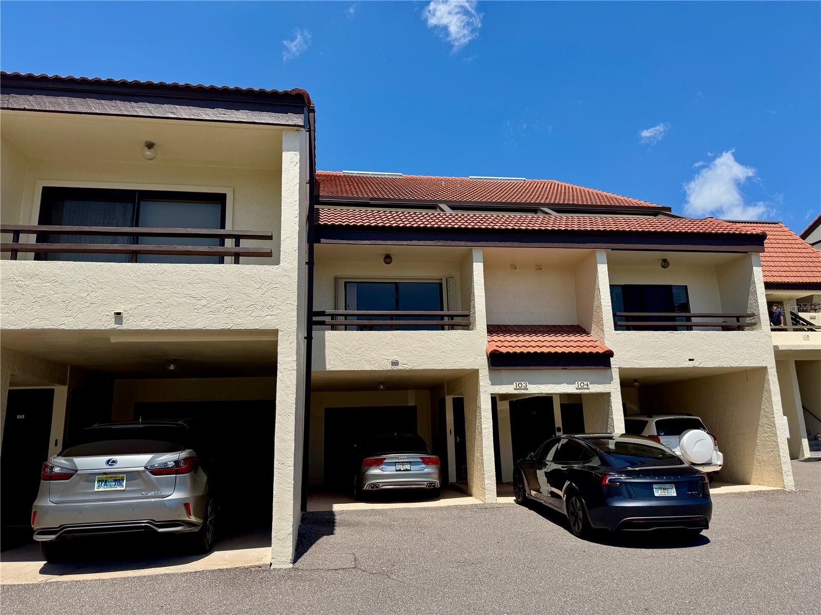 Property Photo:  115 1st Street E 103  FL 33715 