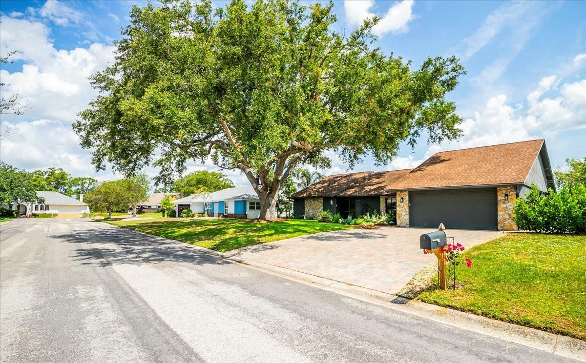 Property Photo: 4612 Masefield Place FL 34241
