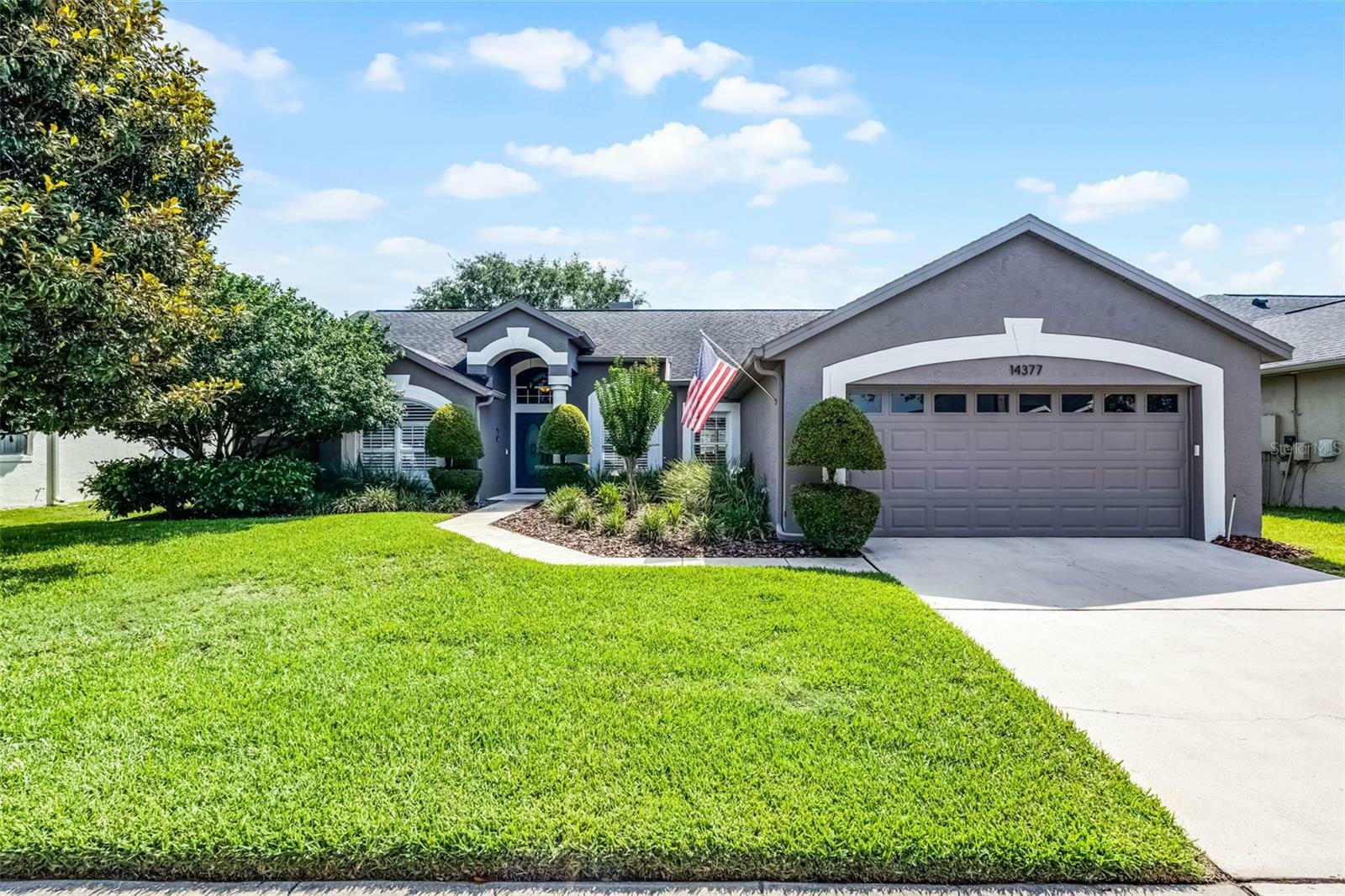 Property Photo: 14377 Lord Barclay Drive FL 32837
