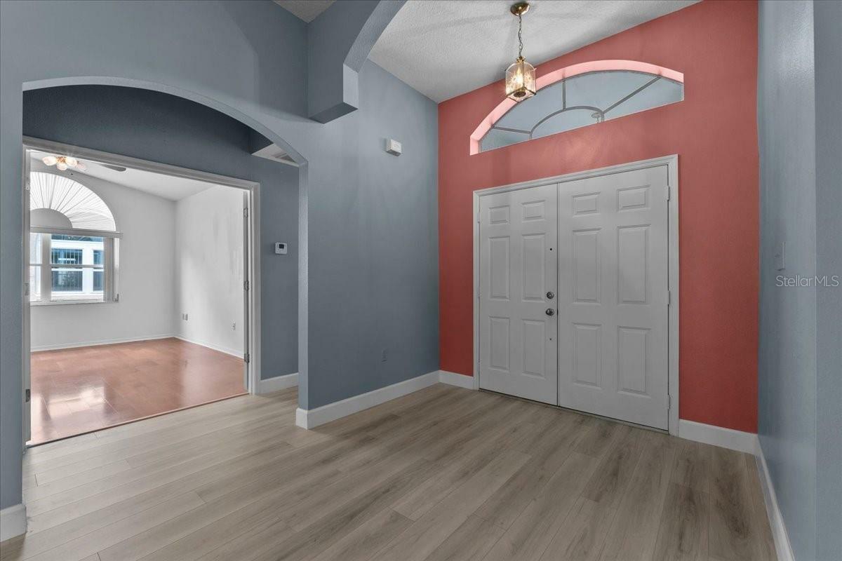 Property Photo: 6086 Swallow Drive FL 33809