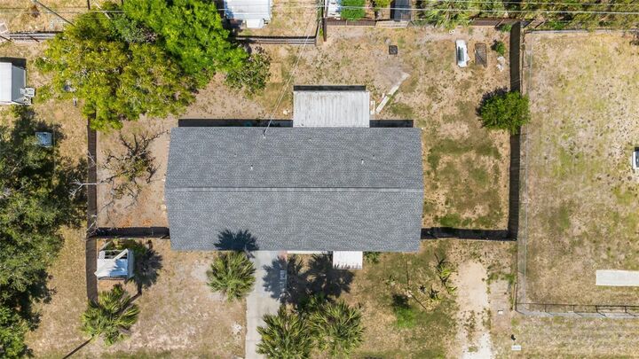 Property Photo: 112 E Marland Court FL 34275