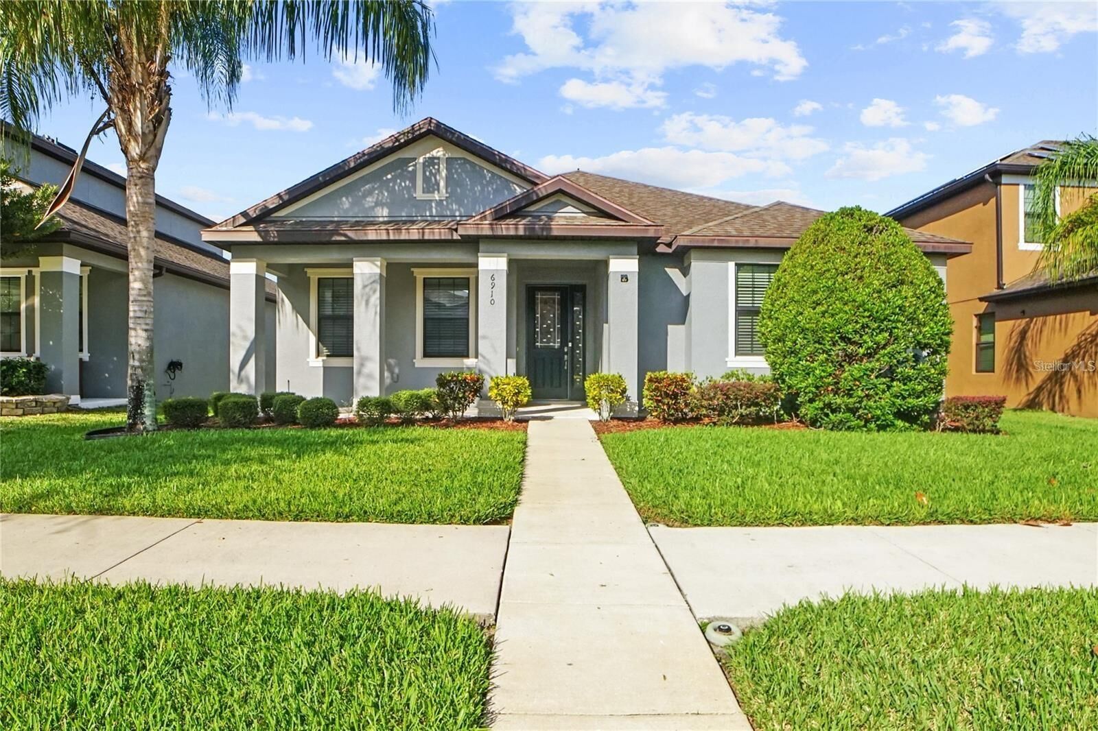 Property Photo: 6910 Corley Avenue FL 34786