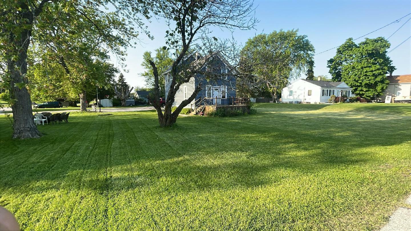 Property Photo:  3322 Main Ave  WI 53083 