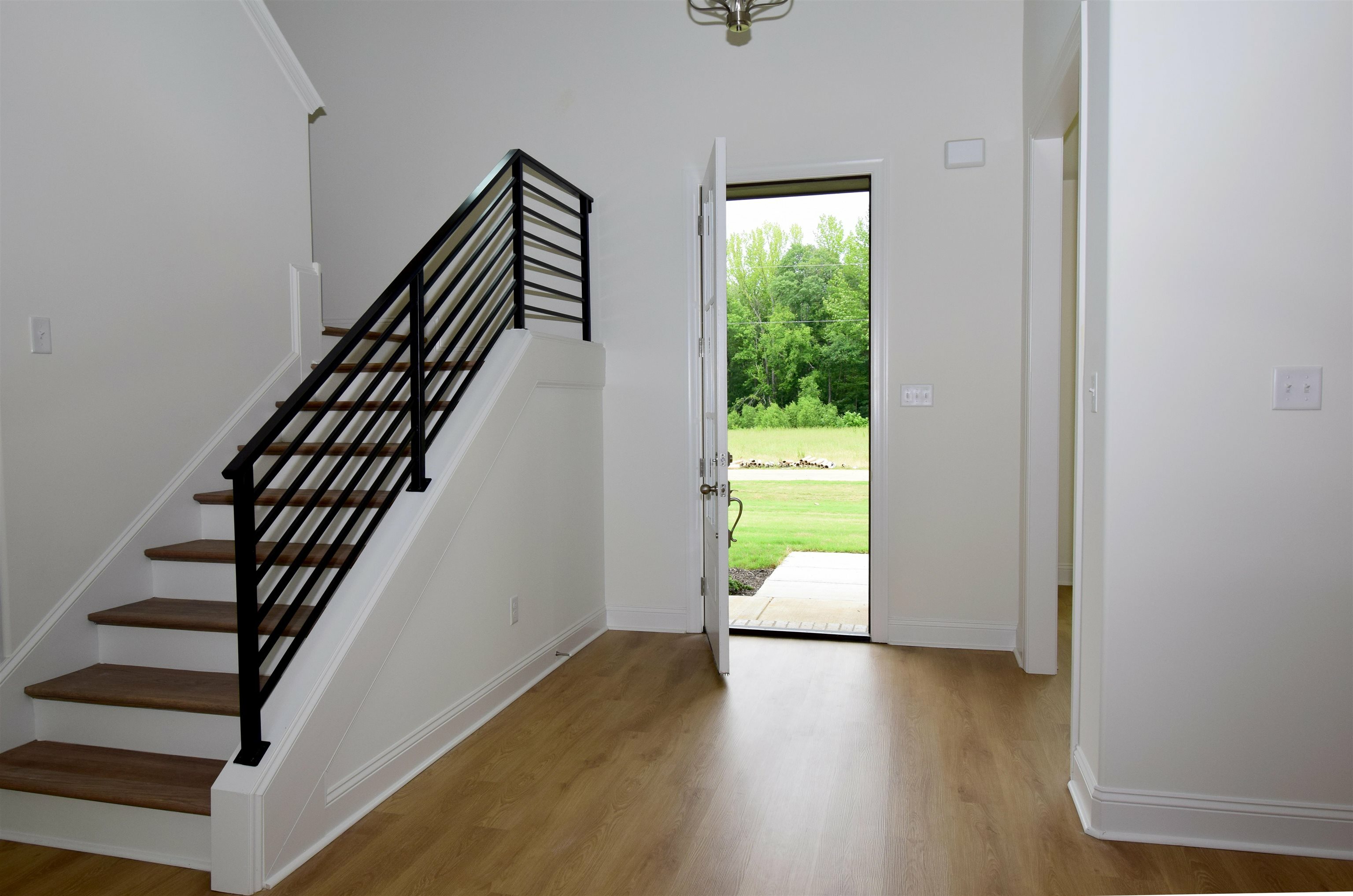 Property Photo: 390 Centerline Roper Loop MS 38611