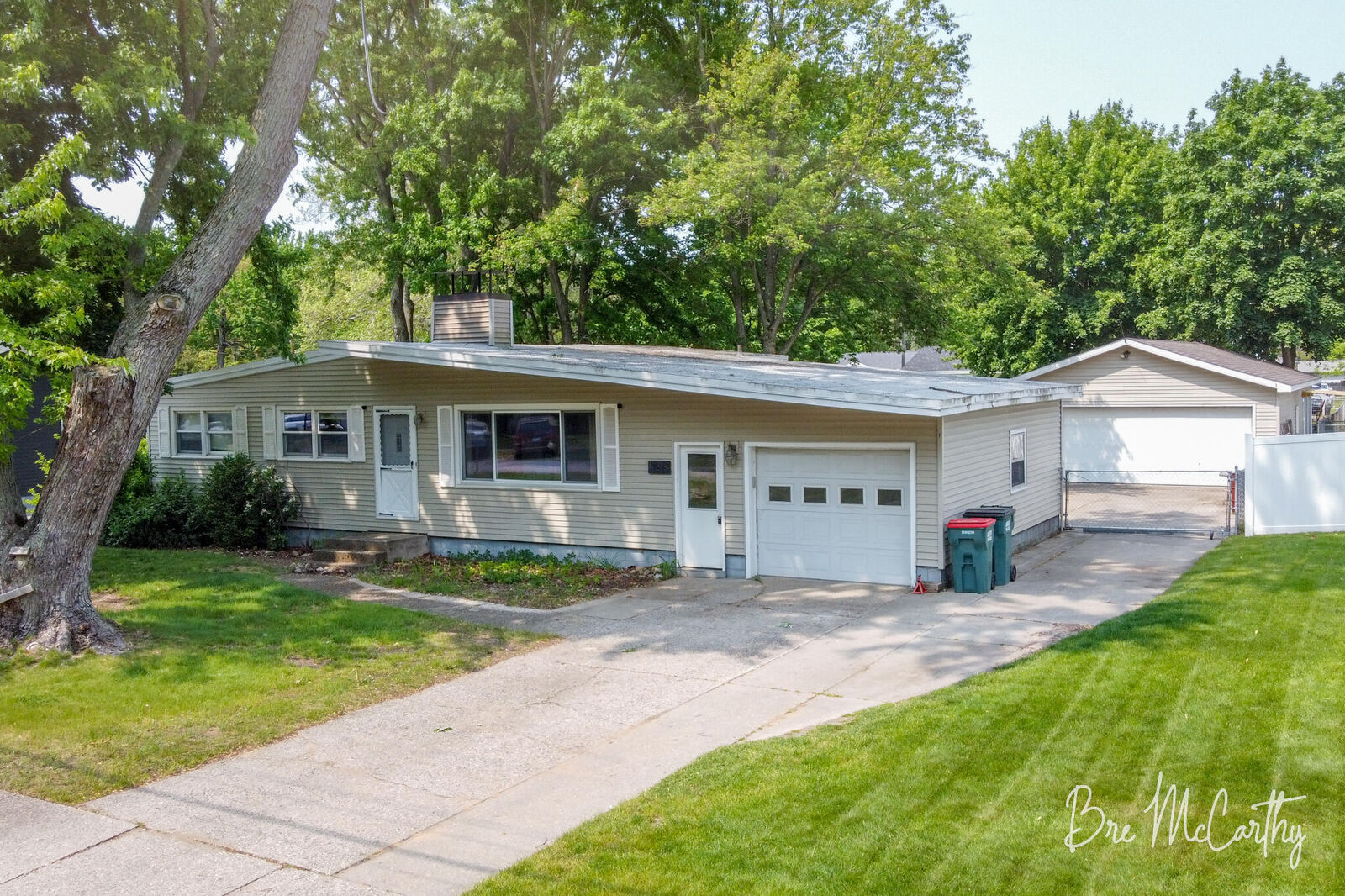 Property Photo:  1275 Aspacia Street  MI 49445 