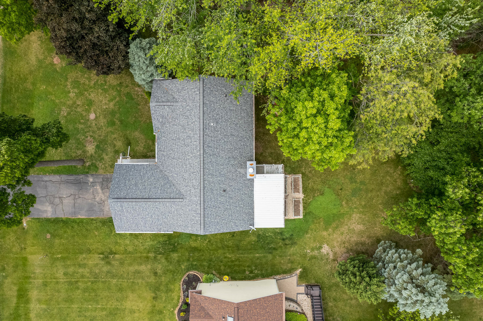 Property Photo: 694 Lake Summerset Road IL 61019