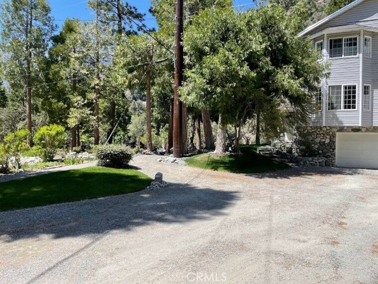 Property Photo:  41560 Alder Drive  CA 92339 